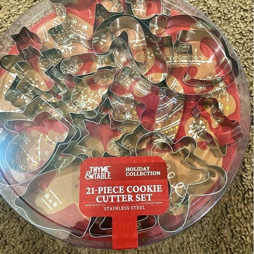 21 piece cookie cutters
